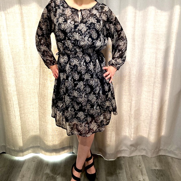 Midi dress, size M - Picture 3 of 5